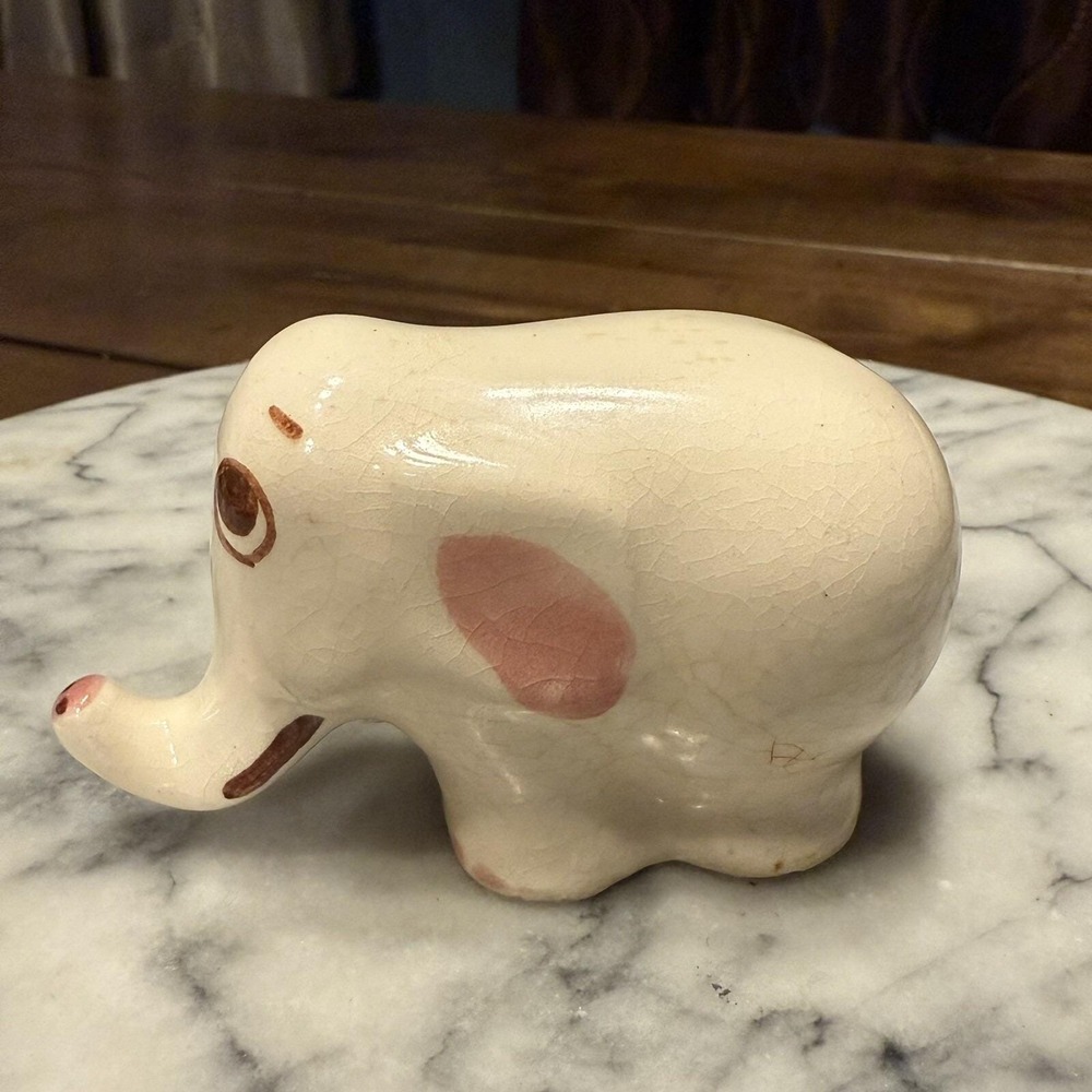 Vintage RIO HONDO California West Coast Pottery 2" Miniature Ceramic ELEPHANT - Picture 2 of 7